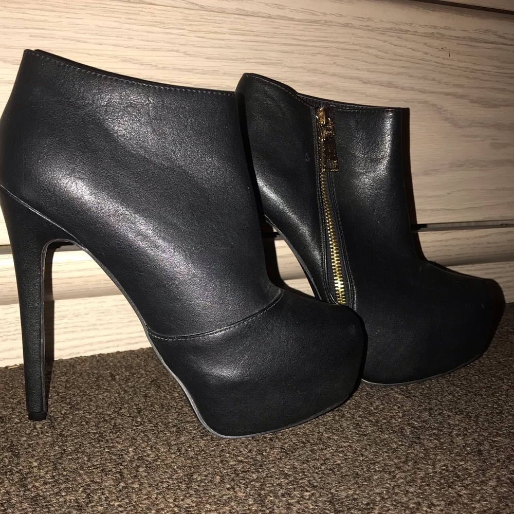 Charlotte Russe Zip Up Stilettos! 👠